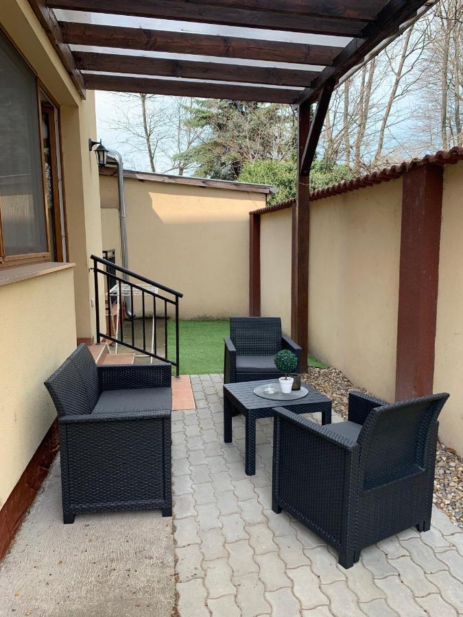 Balaton Apartmanhaz Сиофок Екстериор снимка