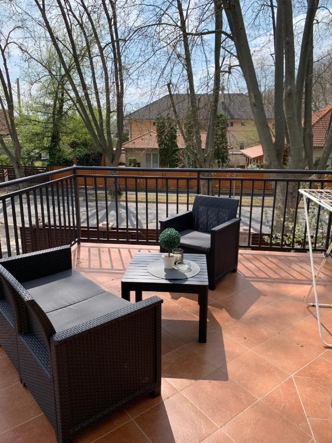Balaton Apartmanhaz Сиофок Екстериор снимка