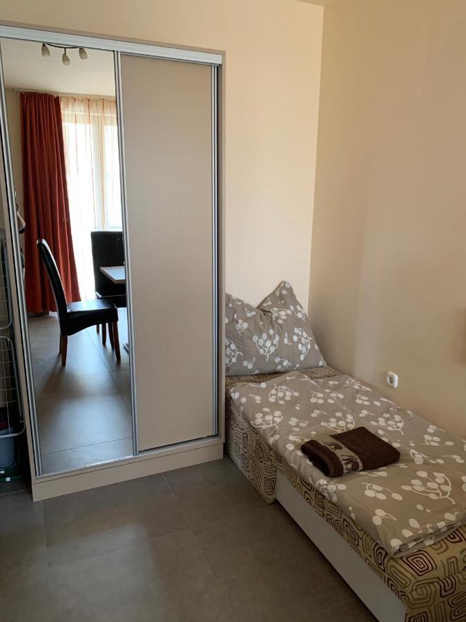 Balaton Apartmanhaz Сиофок Екстериор снимка