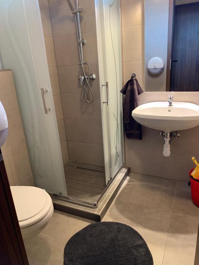Balaton Apartmanhaz Сиофок Екстериор снимка