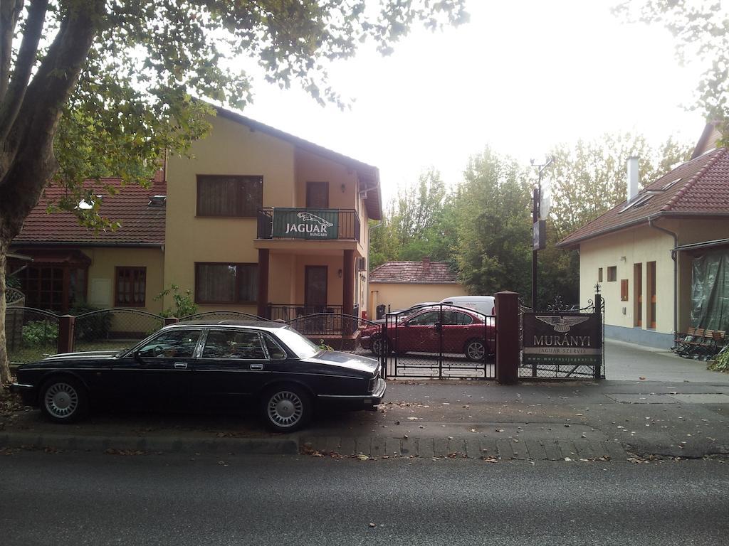 Balaton Apartmanhaz Сиофок Екстериор снимка